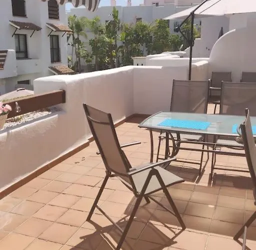 Luxury In Golf Hills, Estepona. Daire Estepona