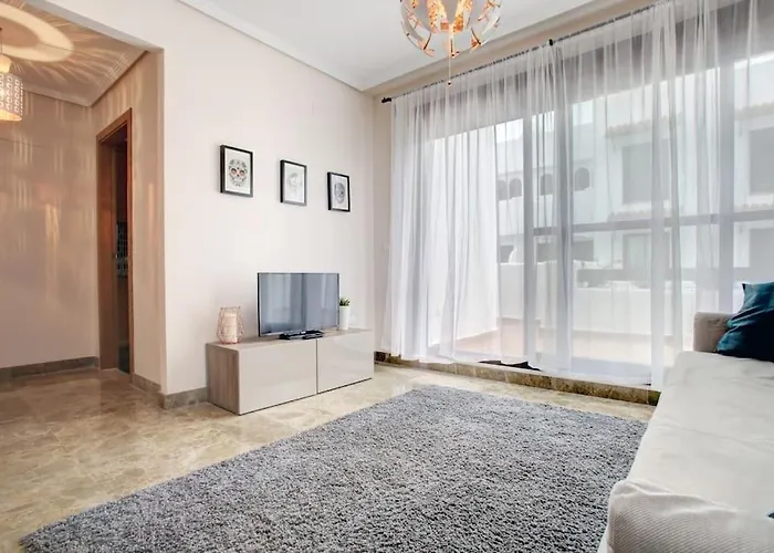 Appartement Luxury In Golf Hills, Estepona. *