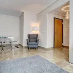 Luxury In Golf Hills, Estepona. Apartmán