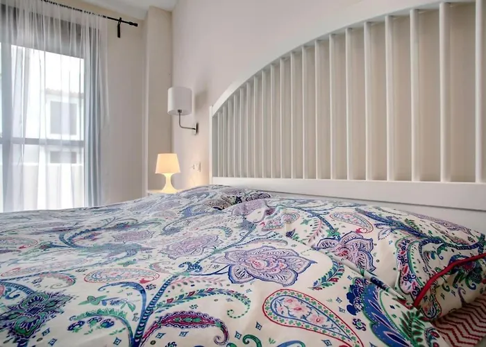 Luxury In Golf Hills, Estepona. 埃斯特波纳