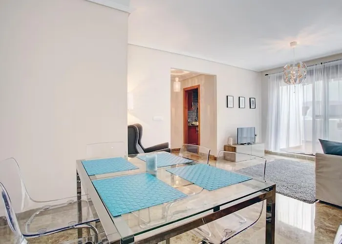 Luxury In Golf Hills, Estepona. * 埃斯特波纳